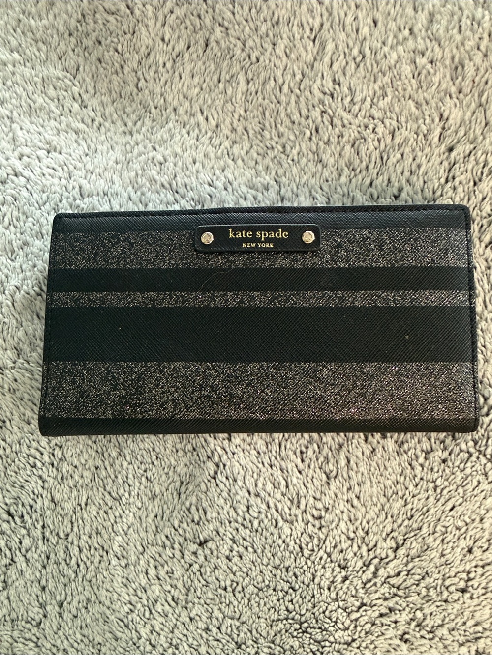 New Kate Spade wallet NEVER used!